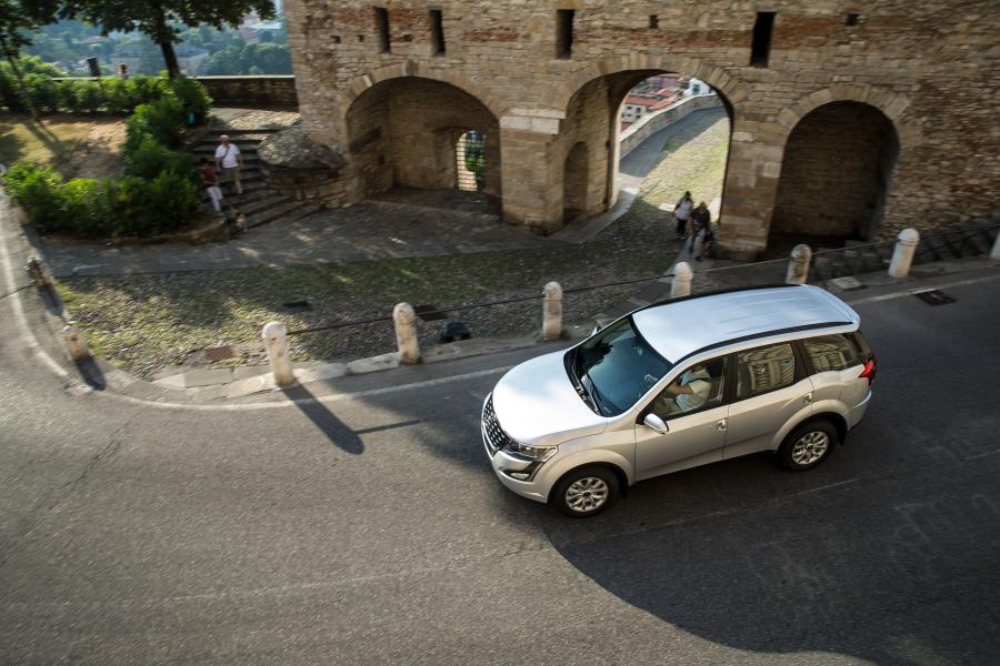  Mahindra XUV500 W6 2019 года  (EU) (фото 30 из 32)